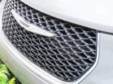 Used 2023 Chrysler Pacifica Touring-L image 2