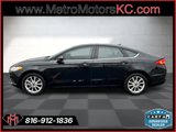 Used 2017 Ford Fusion SE w/ Fusion SE Technology Package image 2