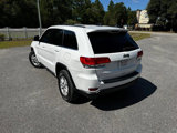 Used 2019 Jeep Grand Cherokee Laredo image 4