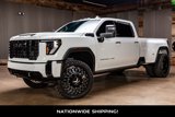 Used 2025 GMC Sierra 3500 Denali Ultimate image 4