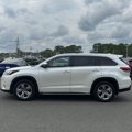 Used 2019 Toyota Highlander Limited image 2