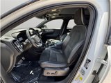 Used 2019 Volvo XC40 T5 R-Design image 2