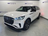 New 2025 Lincoln Aviator Reserve image 3