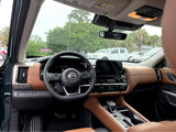 New 2025 Nissan Pathfinder Platinum image 4