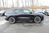 New 2025 Lincoln Nautilus Reserve image 2