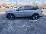 New 2025 Volkswagen Atlas SE image 3