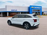Used 2022 Kia Sorento S w/ Panoramic Sunroof Package image 3