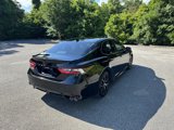 Used 2022 Toyota Camry SE image 3