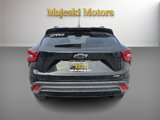 Used 2025 Chevrolet Trax RS image 6