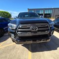 Used 2017 Toyota Tacoma Limited image 3