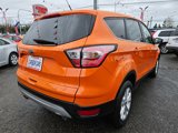 Used 2017 Ford Escape SE image 3