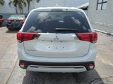 Used 2020 Mitsubishi Outlander ES image 3