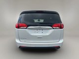 Used 2017 Chrysler Pacifica Touring-L w/ Tire & Wheel Group image 4