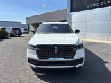 New 2025 Lincoln Navigator Reserve image 2