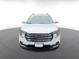 Used 2024 GMC Terrain SLT image 4
