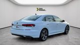 Used 2021 Volkswagen Passat 2.0T SE image 5