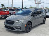 New 2025 Chrysler Pacifica Limited image 3