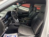 Used 2023 GMC Yukon XL SLT image 4