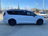 New 2024 Chrysler Pacifica Premium image 4