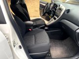 Used 2010 Pontiac Vibe w/ Preferred Package image 6