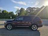 Used 2018 Ford Explorer XLT w/ Equipment Group 202A image 5