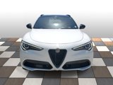 Used 2022 Alfa Romeo Stelvio Veloce image 2