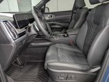 Certified 2025 Kia Sorento SX Prestige image 4