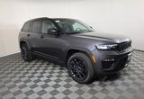 New 2025 Jeep Grand Cherokee Summit image 2