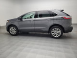 Used 2022 Ford Edge Titanium image 3