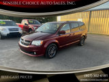 Used 2017 Dodge Grand Caravan SXT image 2