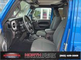 Used 2024 Jeep Gladiator Sport image 3