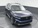 New 2025 Honda Pilot Touring image 3