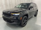 Used 2025 Jeep Grand Cherokee Laredo image 4