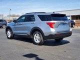 Used 2023 Ford Explorer XLT image 2
