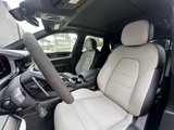 Used 2025 Porsche Cayenne GTS image 5