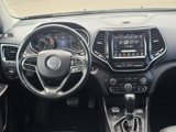 Used 2019 Jeep Cherokee Limited image 2