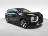 New 2025 Mitsubishi Outlander SE image 2