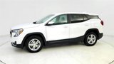 Used 2024 GMC Terrain SLE image 2