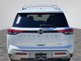 New 2025 Nissan Pathfinder Platinum image 5