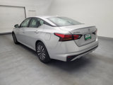 Used 2023 Nissan Altima 2.5 SV image 5