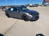 Used 2025 Toyota Camry SE image 3