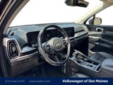 Used 2024 Kia Sorento S image 2