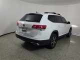 Used 2023 Volkswagen Atlas SE image 4