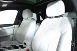 Certified 2025 Porsche Macan image 5