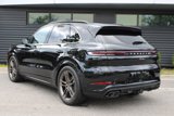 New 2025 Porsche Cayenne Turbo image 3