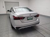 Used 2023 Nissan Altima 2.5 SV image 6