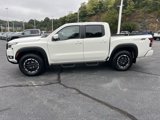 New 2025 Nissan Frontier PRO-4X w/ Pro Convenience Package image 6
