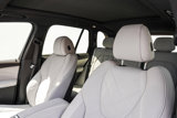 Used 2025 BMW X5 xDrive40i w/ M Sport Package image 3