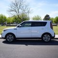 Used 2016 Kia Soul + image 3