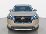 New 2025 Nissan Pathfinder Platinum image 2